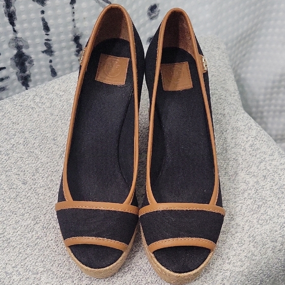 Tory Burch Shoes - Tory Burch Black and Tan Espadrille Flats
